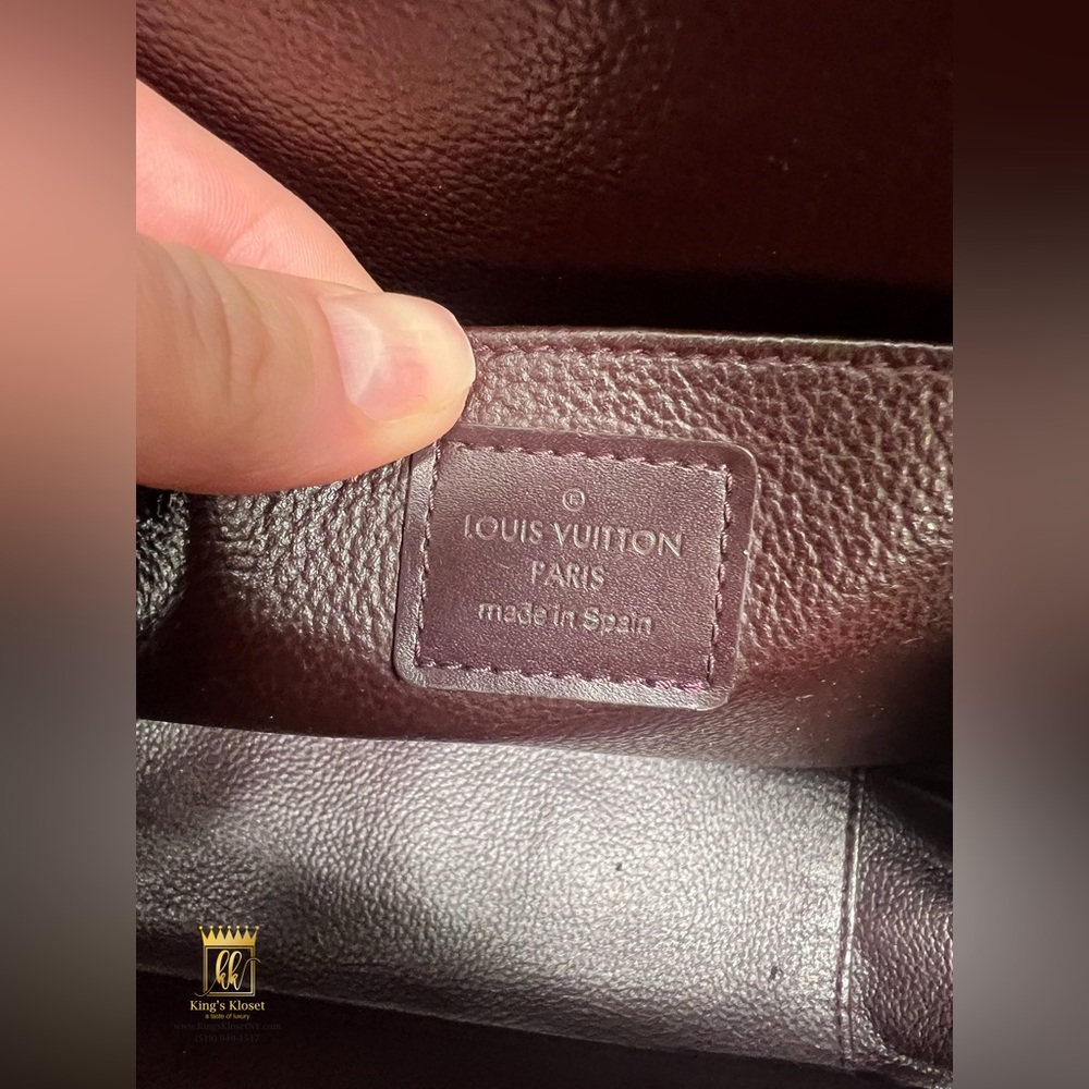 Louis Vuitton Tiaga toiletry pouch gm - Picture 9 of 14